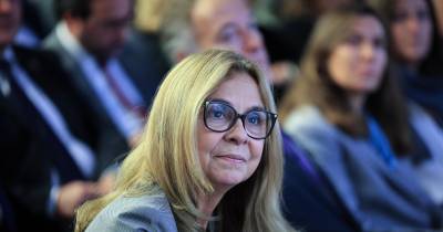 Ministra da Saúde recusa caos no SNS e garante que não desiste