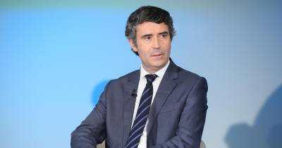 OE2026: Carneiro defende que haveria nova crise se não fosse a “responsabilidade do PS”