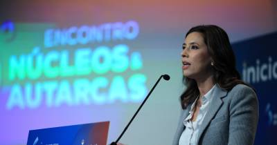 A presidente do partido Iniciativa Liberal, Mariana Leitão, intervém durante o 6.º Encontro Nacional de Núcleos e Autarcas da Iniciativa Liberal, no Porto, 29 de Novembro de 2025.