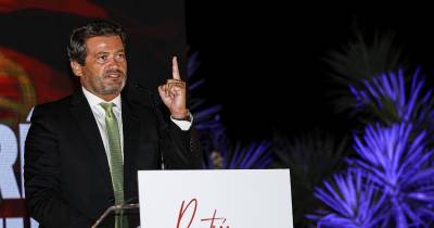 André Ventura crítico para com Cavaco Silva.