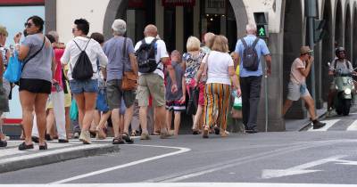 Durante o mês em análise, entraram na Região 167,1 mil hóspedes, responsáveis por 873,9 mil dormidas, o que corresponde a variações homólogas de +9,7% e +4,8%, respetivamente.