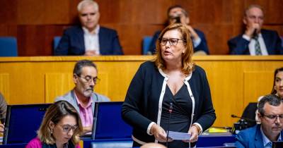 PS acusa Governo de viver na “soberba” e diz que 12,6% dos trabalhadores estão em risco de pobreza