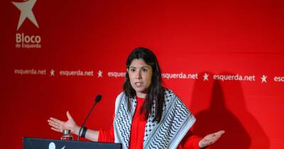 “Face a este balanço, e agora que termino o mandato que me foi conferido na última Convenção, comunico-vos que decidi não me candidatar a um novo mandato de coordenadora do Bloco de Esquerda”, lê-se numa carta enviada aos militantes e à qual a Lusa teve acesso.