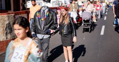 Mascarados do Arco da Calheta mostram como se brinca ao Carnaval