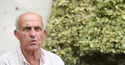 José Manuel Coelho, dirigente do PTP, assina comunicado do partido a criticar a falta de medidas de apoio ao setor vitivinícola regional.