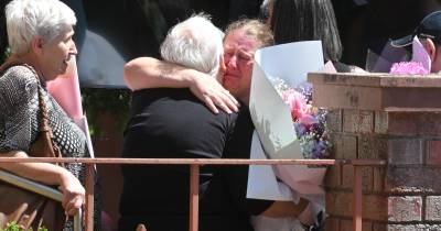 Funeral de Matilde, de 10 anos, morta pelos dos terroristas em Bondi Beach, Sydney.