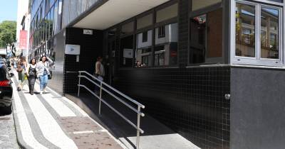 Há menos 1.297 desempregados registados face a outubro de 2024.