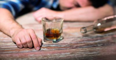 Perdidos e Achados: “Olá, o meu nome é João e eu sou alcoólico”