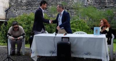 Livro de Roni Jesus apresentado no Imaculado