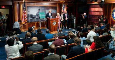 A incapacidade de republicanos e democratas para chegarem a acordo sobre o financiamento federal desencadeou uma paralisação parcial, que afecta atualmente os serviços não essenciais, mas pode comprometer outras funções se o impasse persistir.