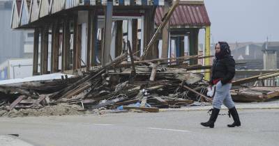 Várias casas danificadas devido à passagem da depressão Kristin, Praia da Vieira, Leiria.