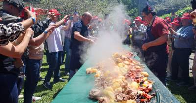 Capítulo da Confraria Enogastronómica encerrou com recriação do panelo no Chão da Ribeira (com fotos)