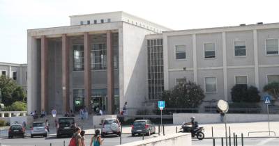 Faculdade suspende contrato de ex-adjunto do Ministério da Justiça preso por abusos