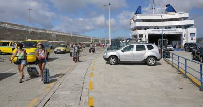 Porto Santo: PSP deteve dois alegados traficantes à chegada do Lobo Marinho