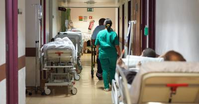 As urgências do SNS registaram quase 16 milhões de atendimentos entre 2022 e junho de 2024, uma procura elevada que é mais do dobro da média verificada na Organização para a Cooperação e Desenvolvimento Económico (OCDE).