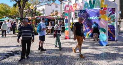 Sendo a placa central do Funchal uma “montra” da identidade regional e um polo relevante para o turismo, a AT-RAM considera que a adoção de boas práticas fiscais é particularmente importante, reiterando o compromisso de esclarecer e apoiar o setor na construção de uma economia “mais forte, transparente e justa”.