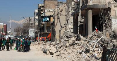 Edifício da polícia de Teerão danificado por ataque da coligação EUA-Israel.