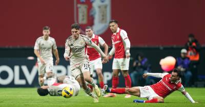 Jogador do Benfica, Georgiy Sudakov, em ação Braga.