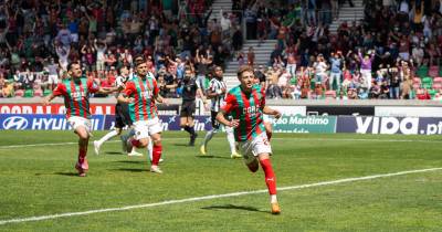 Marítimo em vantagem ao intervalo no Seixal