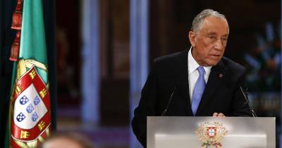 De acordo com o artigo 133.º da Constituição, faz parte das competências do Presidente da República “presidir ao Conselho de Ministros, quando o primeiro-ministro lho solicitar”.