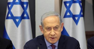 Benjamin Netanyahu esteve reunido com familiares de reféns.