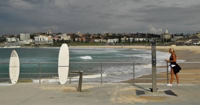 Detidas duas pessoas após ataque com tiros em praia australiana