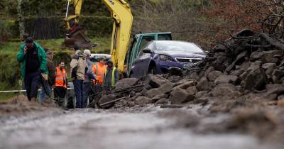 O mau tempo provocou o deslizamento de terras na freguesia de Sistelo, Arcos de Valdevez (distrito de Viana do Castelo).