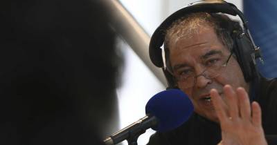 Jornalista Fernando Alves distinguido.