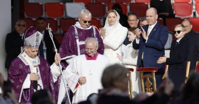 Papa Leão XIV termina visita ao Mónaco com alerta para os riscos da idolatria do dinheiro