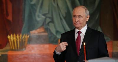 Presidente da Rússia nas celebrações da Páscoa ortodoxa.