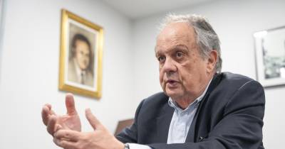 O filho do histórico fundador do PS manifestou confiança no desempenho do novo Presidente da República, proveniente da área socialista, destacando a proximidade pessoal e política entre ambos.