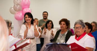 Utentes do Centro Comunitário animaram a visita da autarca.