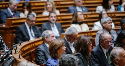 Paula Margarido representa Governo Regional na comemoração dos 50 anos da Constituição