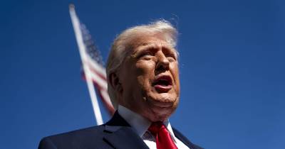 Trump volta a dizer que pode aniquilar o Irão “num dia”.