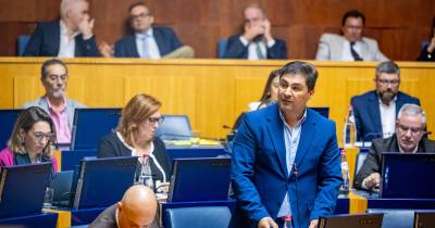 “O que está a crescer é o emprego mal remunerado e não qualificado”