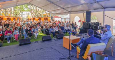 Escritor apresentou ontem ‘Hospital de Alfaces’ no último dia da Feira do Livro de Machico.