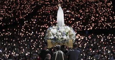 Milhares participam na procissão das velas do 13 de Maio em Fátima