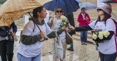 Protesto da Associação Coração Silenciado, que acusa a Conferência Episcopal Portuguesa (CEP) de silêncio e total falta de transparência quanto ao desenvolvimento do processo de compensações financeiras a vítimas de abuso sexual por parte de membros da Igreja Católica em Portugal.