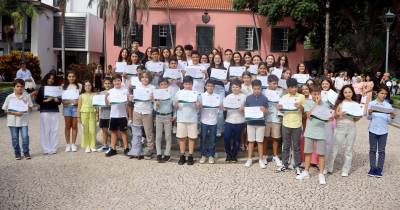 Ribeira Brava atribui prémios de mérito escolar