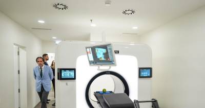 Albuquerque reage a Carlos Rodrigues: “Governo não faz campos de golfe”