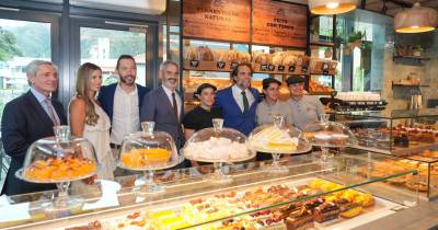 A Confeitaria inaugura nova loja na Ribeira Brava com iniciativa solidária