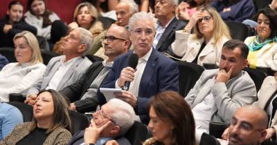 Parlamento na Comunidade: João Bosco deixa críticas ao “poder centralista do Funchal”.