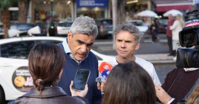 Os responsáveis defendem que a desvalorização da carreira docente tem afastado novos candidatos e incentivado a saída de profissionais experientes.