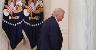 Trump volta a ameaçar centrais elétricas e pontes iranianas