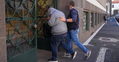 O indivíduo de 42 anos sem antecedentes criminais, foi detido, no passado dia 17.