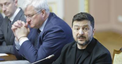 Ucrânia: Presidente polaco retira condecoração a Zelensky
