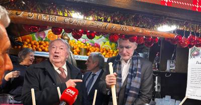 Jardim ao lado de Gouveia e Melo dá um impulso à campanha e candidato admite vitória na Madeira