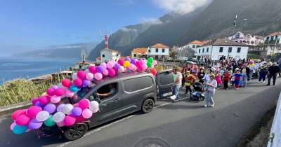 Alegria e cor desfilaram pelas ruas do Seixal (com fotos)