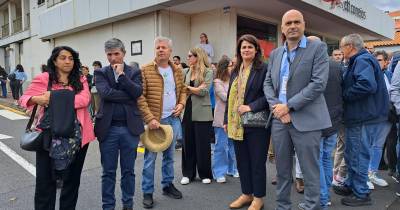 Caniço a abarrotar para ver passar o Cortejo da Cebola