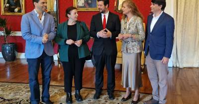 Confiança solidariza-se com greve dos jornalistas.